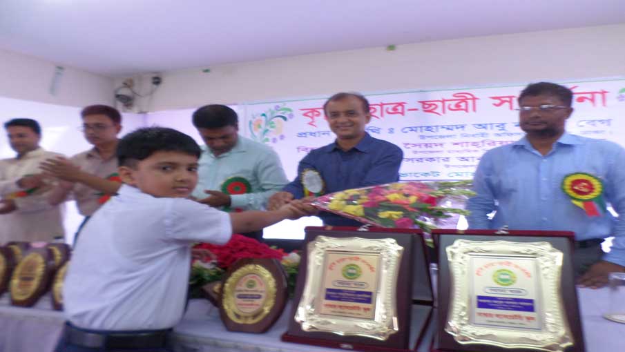 Piece students reception